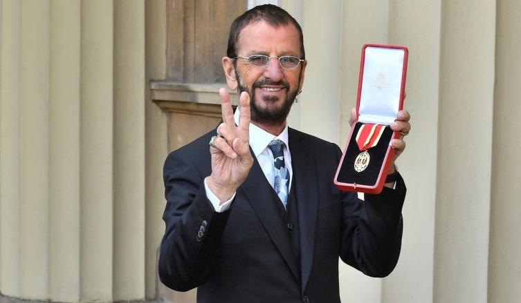 Ringo Starr recibió la Orden de Caballero del Imperio Británico