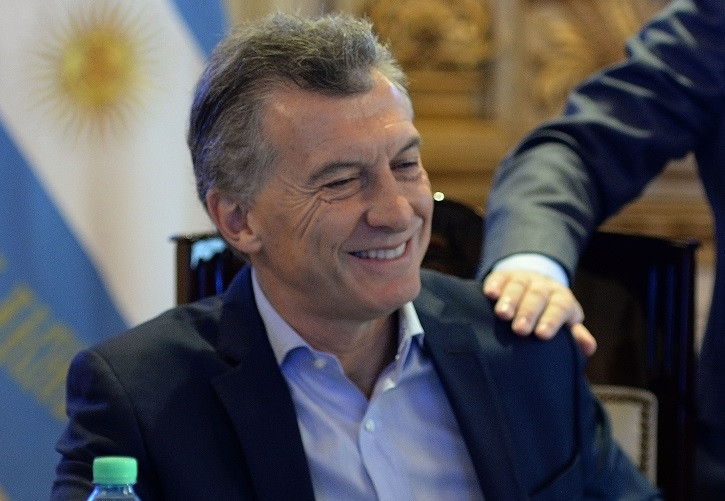 Lanzan un plan de retiros voluntarios para reducir los empleados públicos