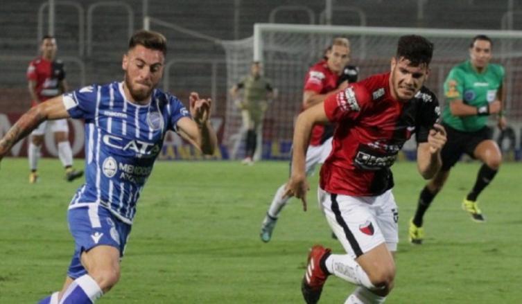 Dura derrota de Colón ante el Tomba por 2 a 1