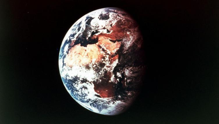 Holanda, tras una secta que cree que la Tierra fue colonizada por extraterrestres