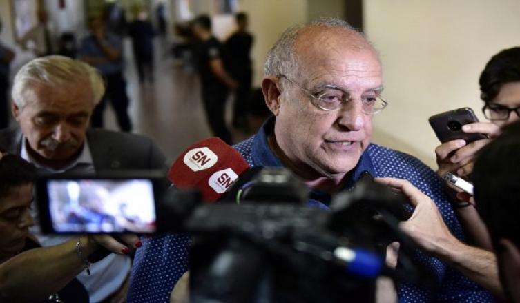 Bermúdez no renunció ante el juez, pero su futuro en Newells depende de una reunión clave