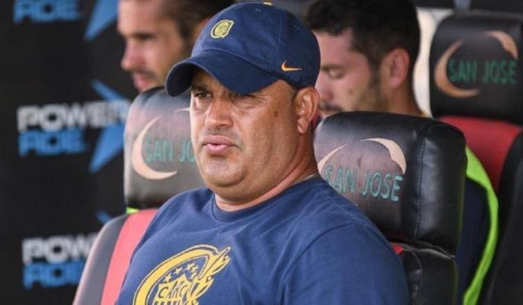 Siguen las lesiones: Gil afuera ante Belgrano, Cabezas en duda