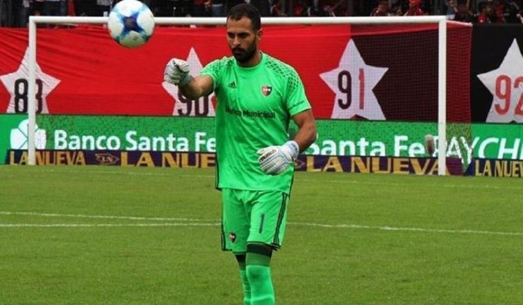 Tres jugadores de Newells no viajarán a Tucumán por lesión