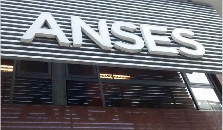 Jubilaciones: el Gobierno quiere que se elimine a la ANSeS