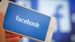 Descargó sus datos de Facebook y alarmó a todos los usuarios
