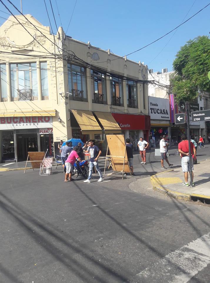 Protesta de puesteros en el microcentro