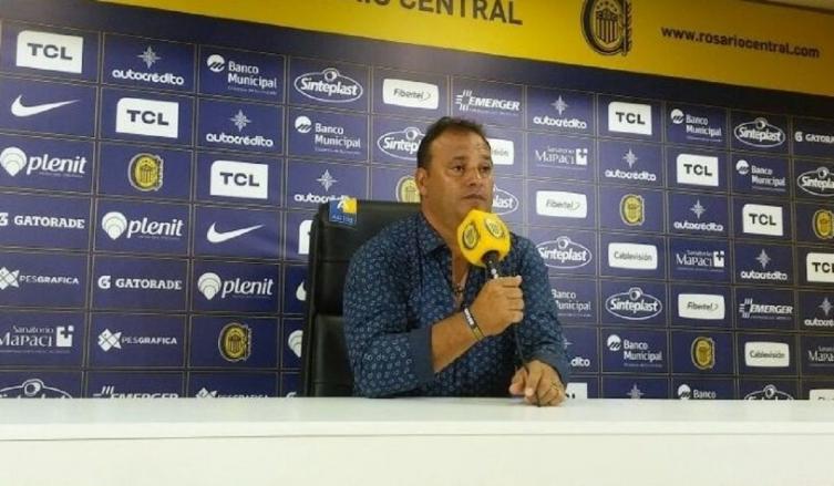 Leo confirmó los once y ante rumores dijo estar “tranquilo”