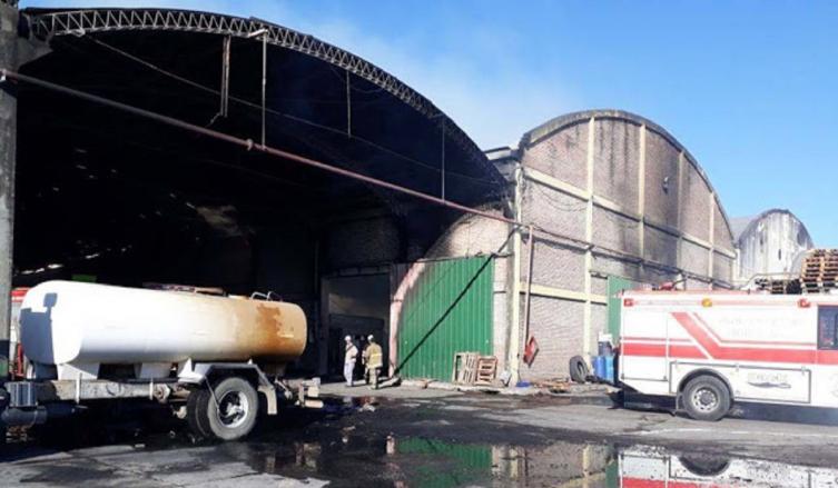 Incendio en la papelera en Tacuarendí 
