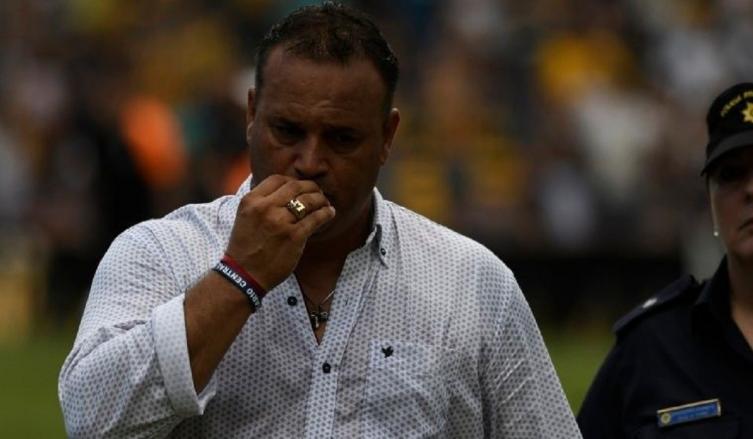 ¿Se acabó el crédito para Leo Fernández en Central?