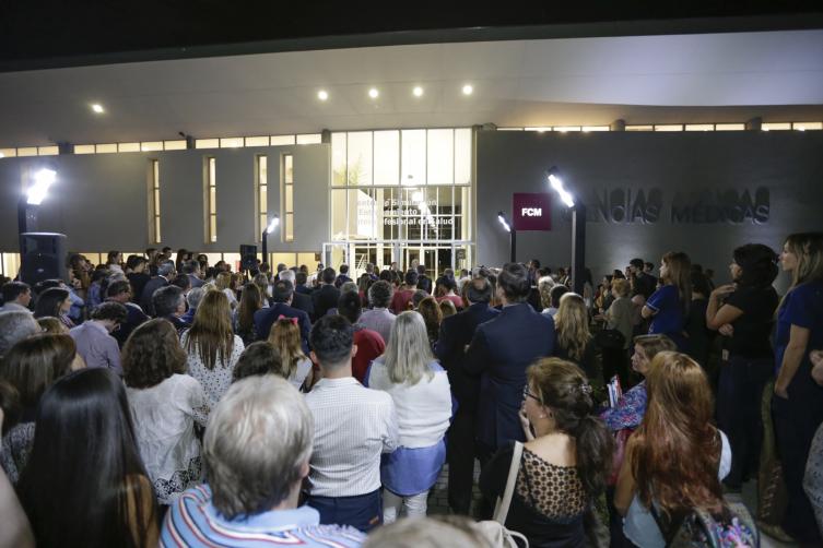 Inauguraron el nuevo edificio de la Facultad de Medicina