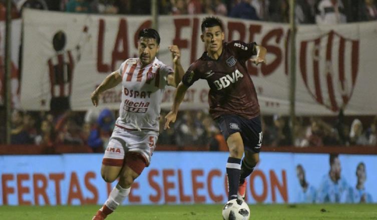 Unión goleó a Talleres en un duelo clave por el ingreso a las Copas