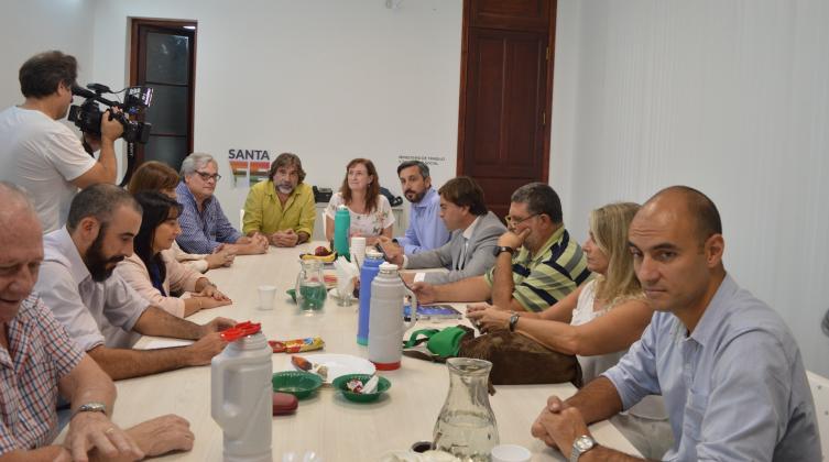Hubo acuerdo con los trabajadores de la Salud