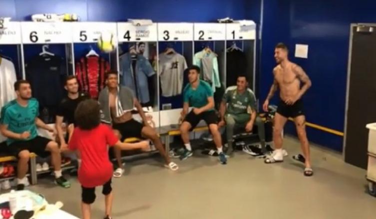 Video: el hijo de Marcelo mostró su talento con el plantel del Real Madrid