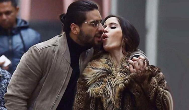 El video del beso apasionado entre Maluma y su novia en un show