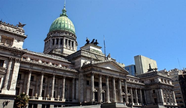Aborto: en medio de una gran paridad, 30 diputados indecisos definen la ley