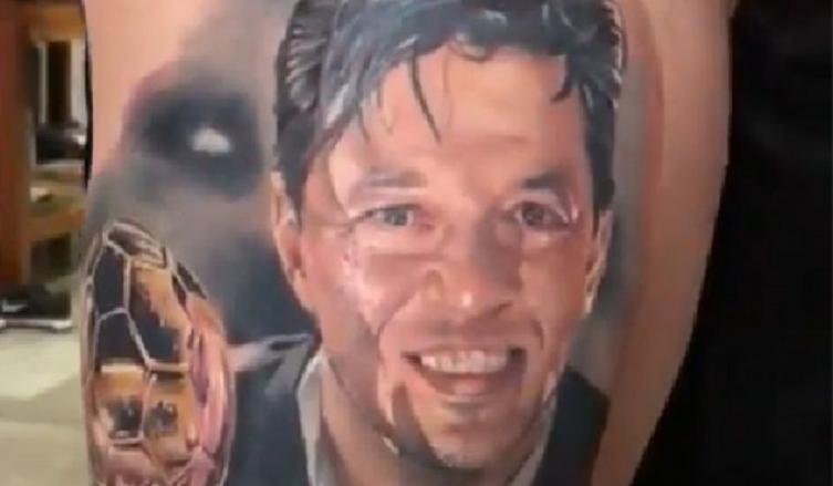El ex árbitro Lunati se tatuó a Marcelo Gallardo y hubo burlas