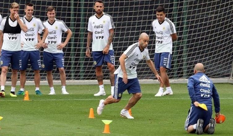Ningún día libre: Mascherano se quedó trabajando en el gimnasio