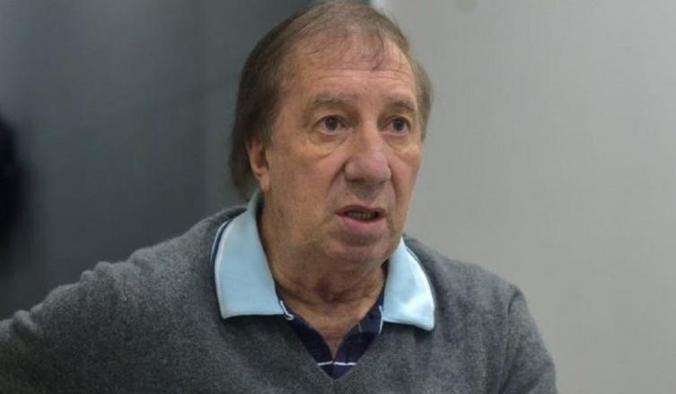 Bilardo mejoró y logró salir de terapia intensiva
