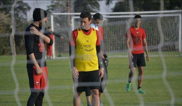 Eduardo Domínguez declaró que Pablo Ledesma no seguirá en Colón