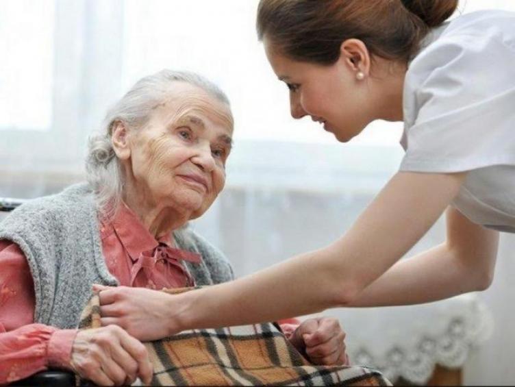 Campaña a favor del buen trato a los adultos mayores