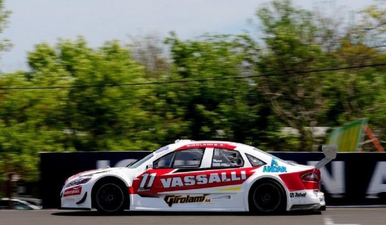 Top Race: los hermanos Girolami festejaron el 1-2 en Alta Gracia