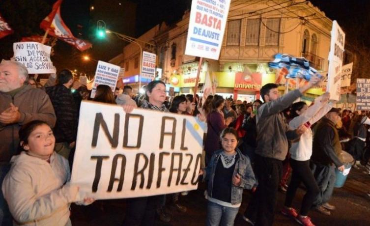 Ley Antitarifazos: Presentaron una cautelar para suspender el veto de Macri