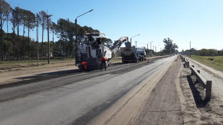 Se avanza en la reparación de la ruta N°1