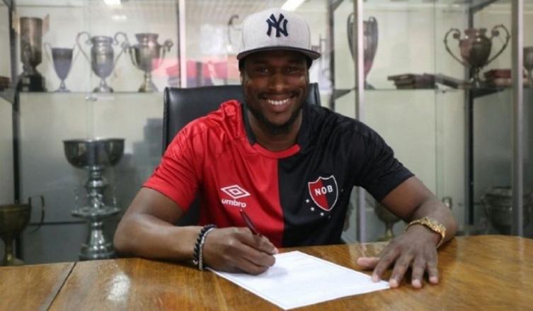 Alivio leproso: Leal firmó con Newells hasta 2021