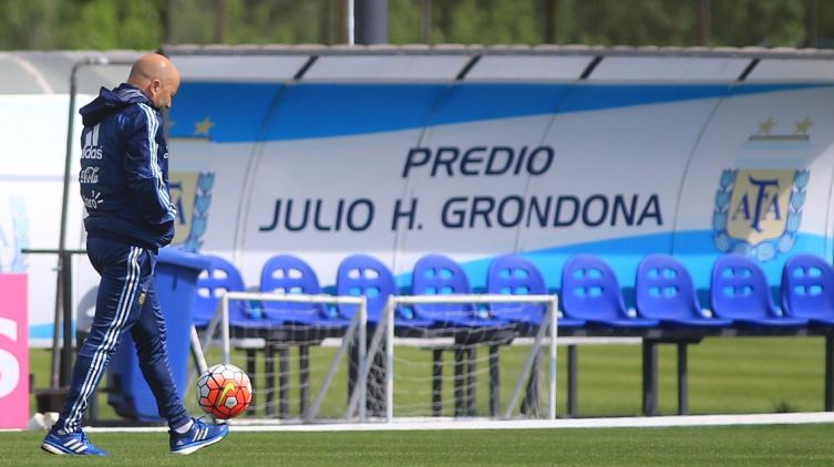 AFA aceptó la propuesta del abogado de Sampaoli