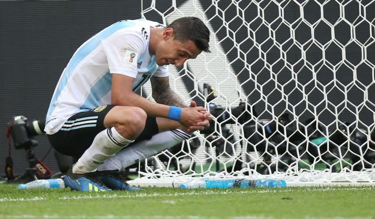 El presidente del Napoli le cerró las puertas a Ángel Di María