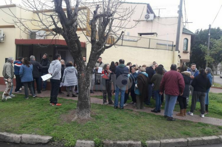 Vecinos de Ciudadela reclamaron contra la inseguridad