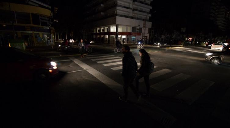 Gigantesco apagón en Rosario