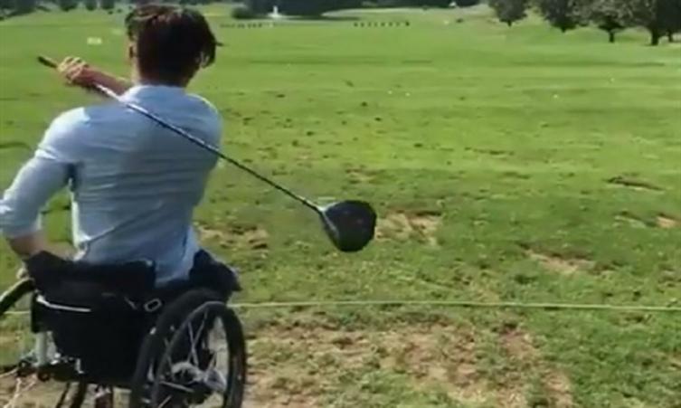 Del court de tenis al green de golf: nada detiene a Gustavo Fernández