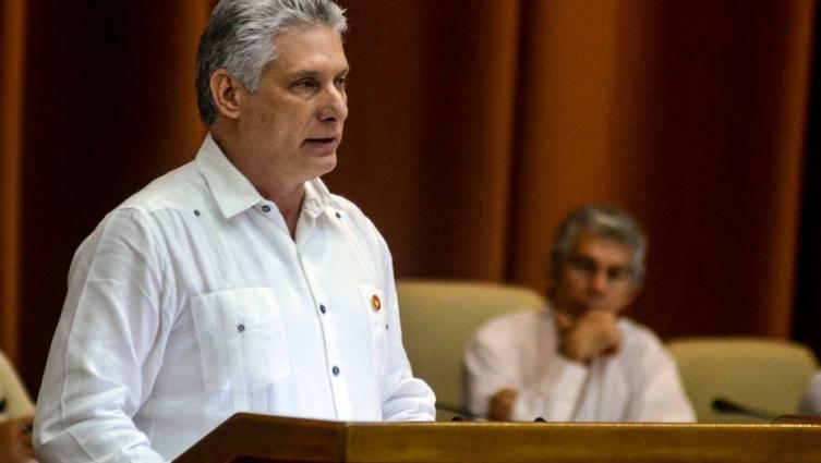 Cuba inicia el debate de los cambios que introducirá la nueva Constitución