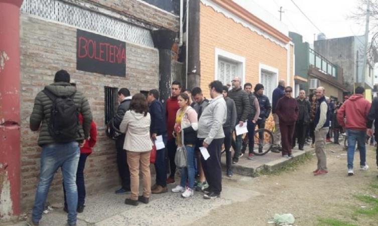 Comenzó la venta de entradas para el duelo ante San Pablo