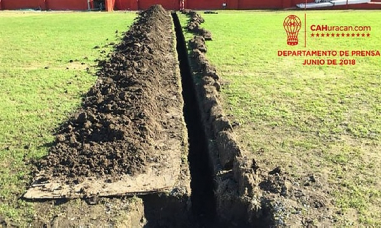Huracán emitió un comunicado sobre el estado de su campo de juego