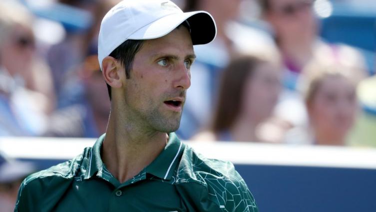 Djokovic define con Federer, a la caza del Masters 1000 que le falta
