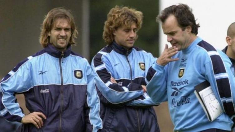 La carta de Hernán Crespo tras el pedido de disculpas del Loco Bielsa por una mentira