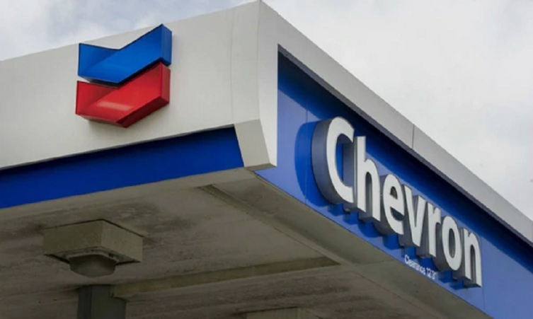 Corte internacional anula condena millonaria a Chevron por daño ambiental en Ecuador