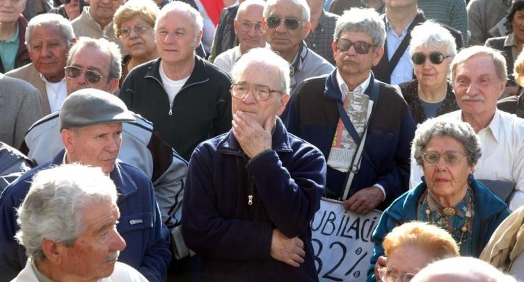 En un año los jubilados perdieron el 10% de su poder adquisitivo