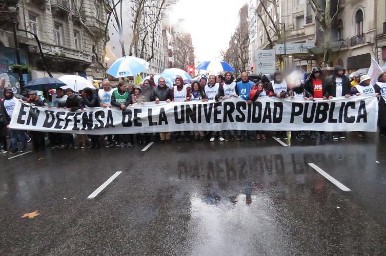 Conadu vuelve a las aulas pero continuará con las protestas