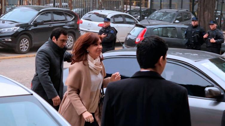 Bonadio procesó con prisión preventiva a Cristina Kirchner por la causa de los cuadernos