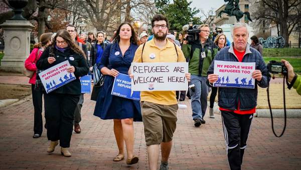 Estados Unidos reducirá a 30.000 la admisión de refugiados en 2019