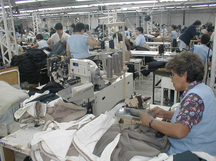 El 50% de los empresarios textiles ya piensa en cerrar sus plantas