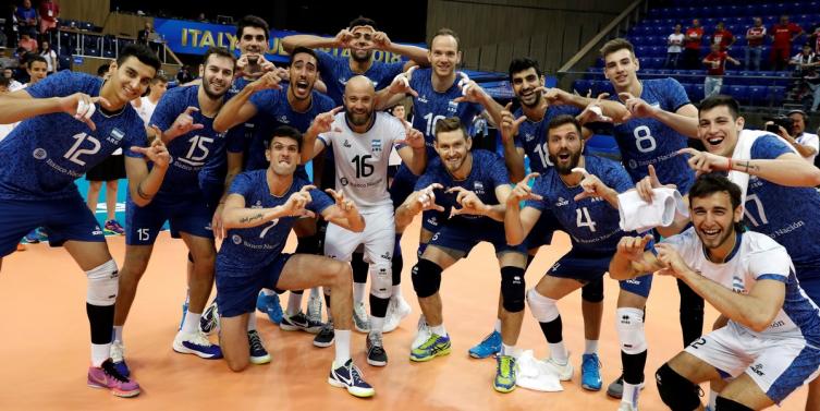 Mundial de Vóleibol:  Argentina dio el golpe y le ganó al campeón del mundo