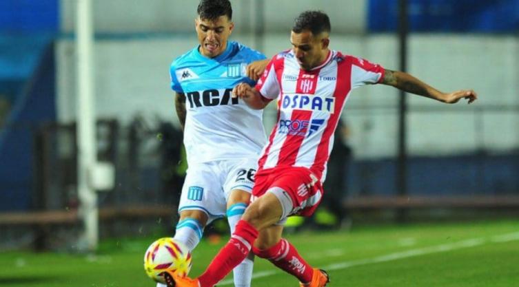Unión vendió cara la derrota: perdió 1 a 0 con Racing en Avellaneda por la Superliga