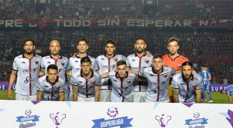 Domínguez no confirmó al equipo titular para enfrentar a Junior