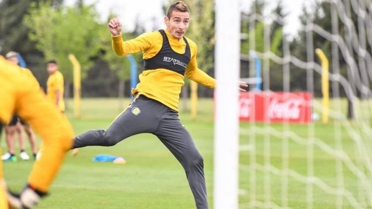 Ruben se sumó a la lista de lesionados canallas