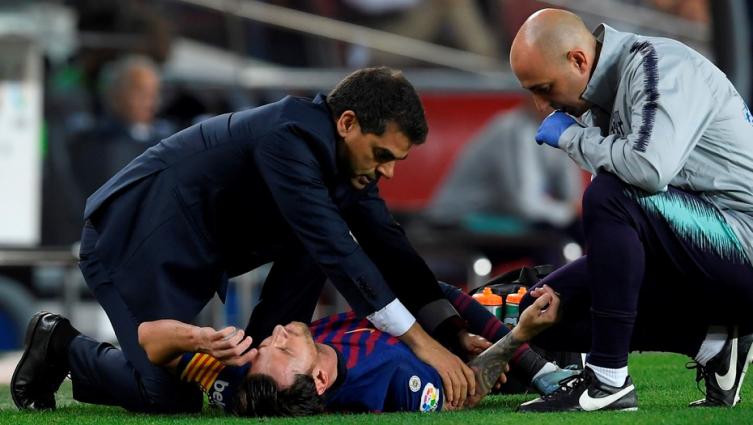 Lionel Messi se fracturó el brazo y se perderá el clásico ante Real Madrid