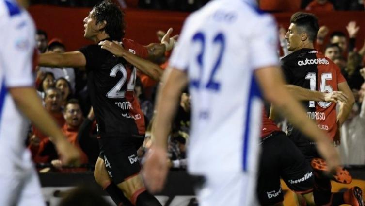 Newell ´s mejoró su juego y le ganó con justicia un duelo clave a Tigre